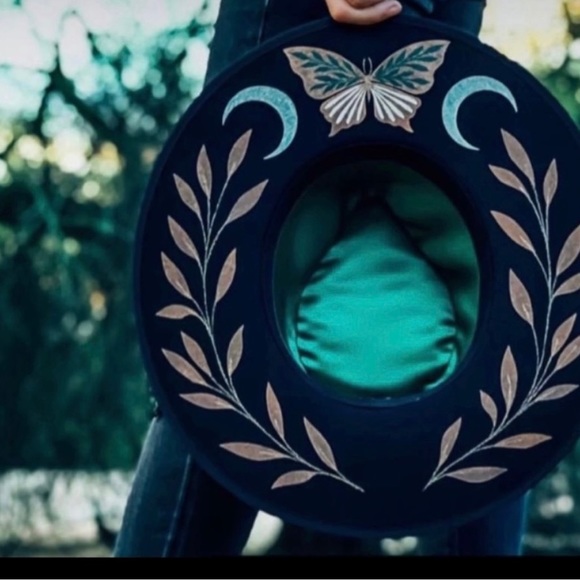 ISO - Picture 2 of 2